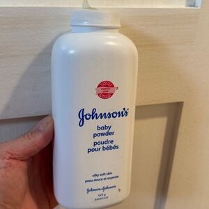 Johnson's Baby Powder 425g
Discontinued Talc Formula Rare
Hard to Find